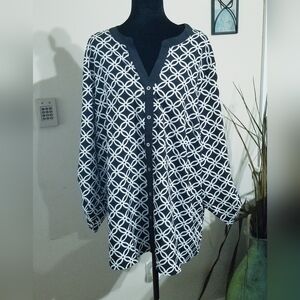 Notations Black and White Geometric Button-Front Blouse
